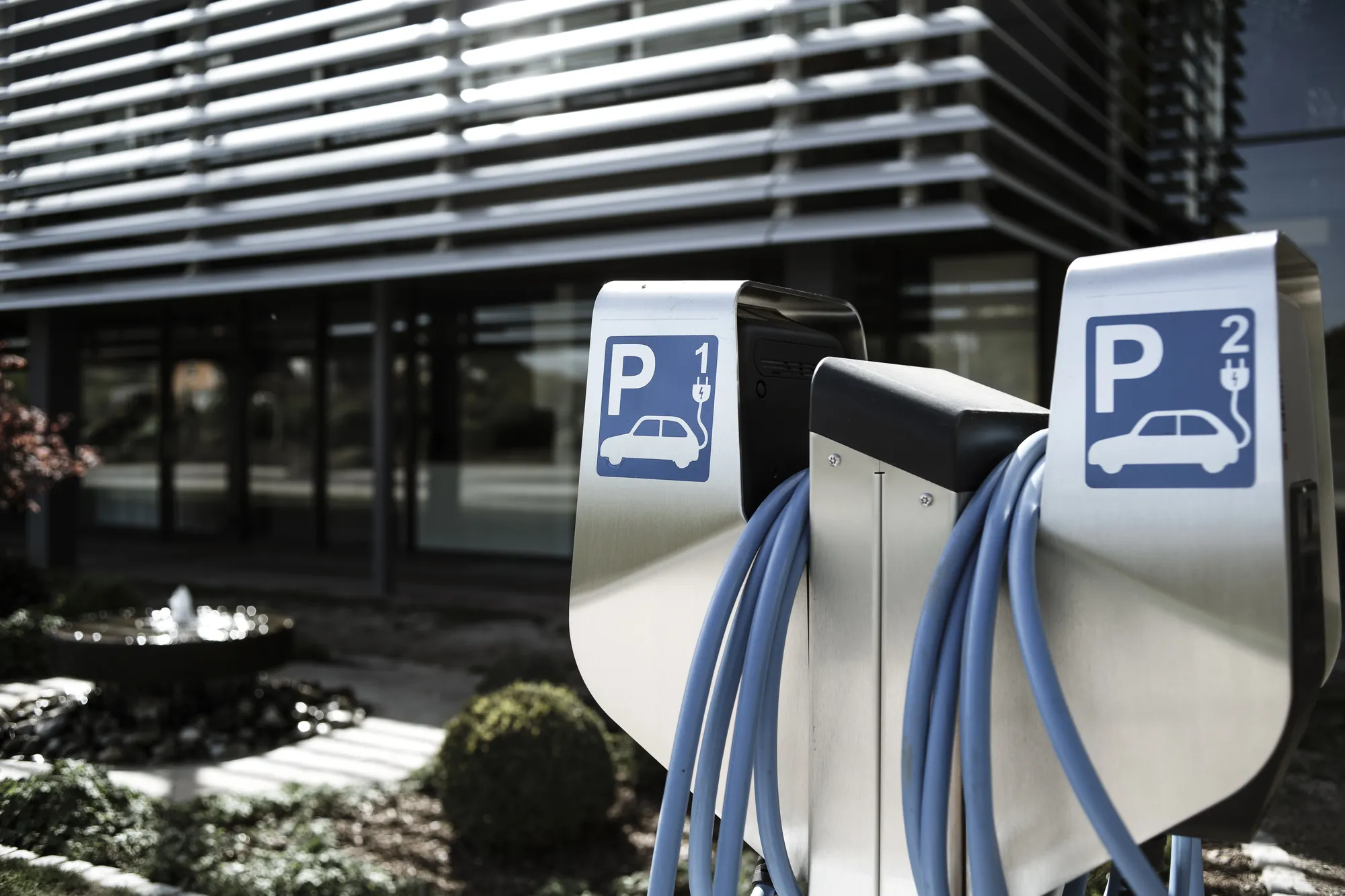Electric vehicle charging stations in urban workplace